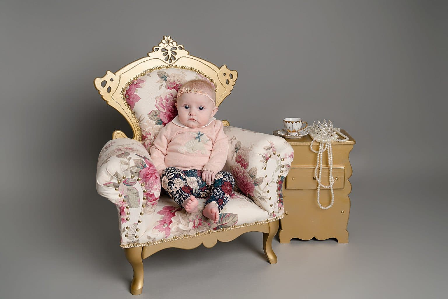 little princes sat on her thrown