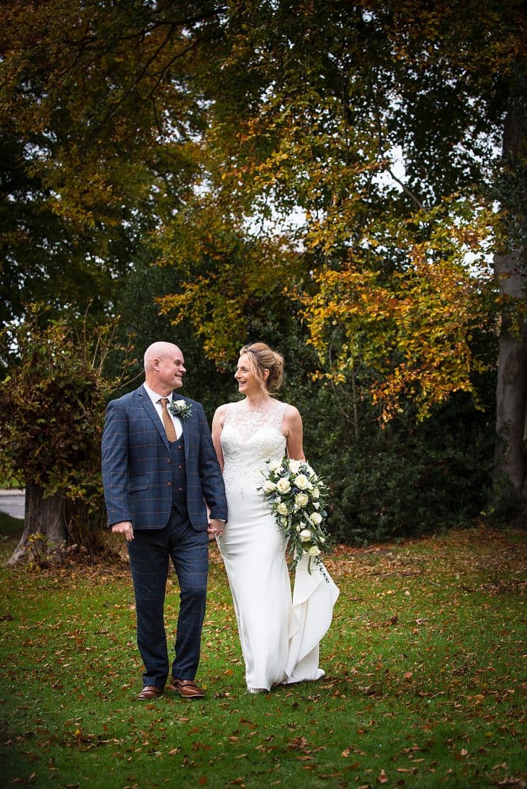 stunning bride and groom portrait photos married at mansfield registry office